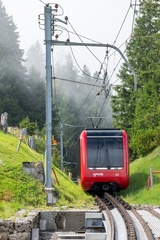 Horská ozubnicová železnice na Pilatus ve Švýcarsku