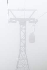 Visutá lanovka na horu Pilatus ve Švýcarsku